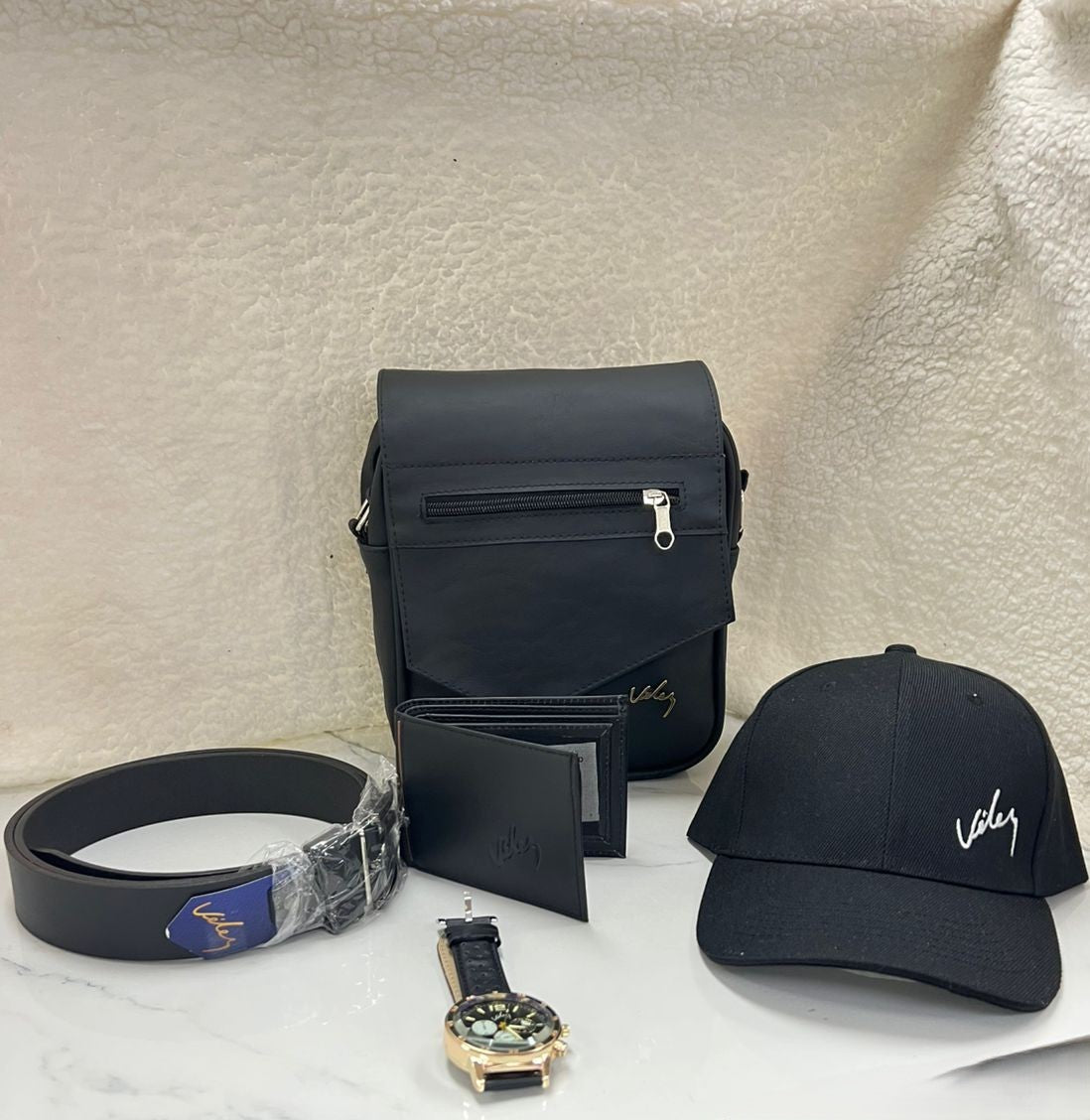 Gray helmet for bikers