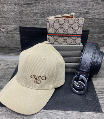 KIT GORRA  Gucci