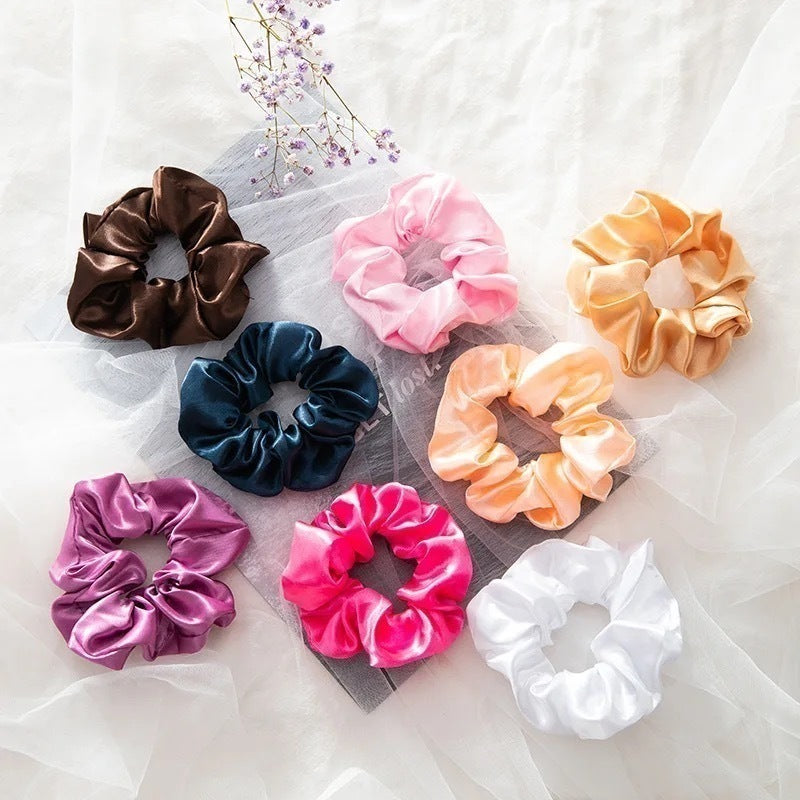 ✨ Moñas Premium de Satín x4 UND ¡Eleva tu estilo al siguiente nivel!